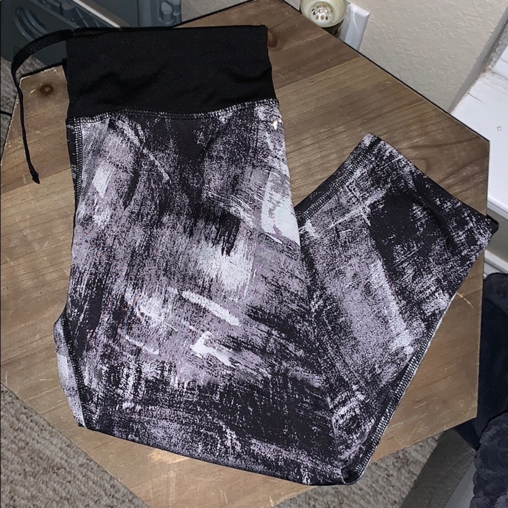 CUTE WORKOUT LEGGINGS 😍